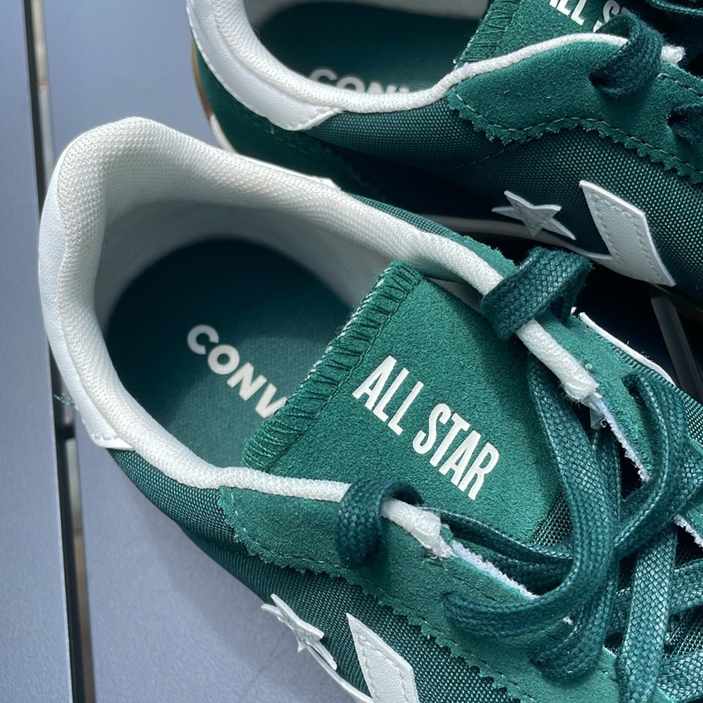 (NEW) Converse Run Star Trainer Low Top Sneaker - Picture 15 of 16